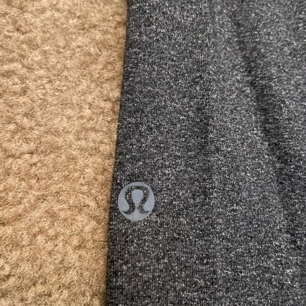 ☀️✨Lululemon Leggings in Grey